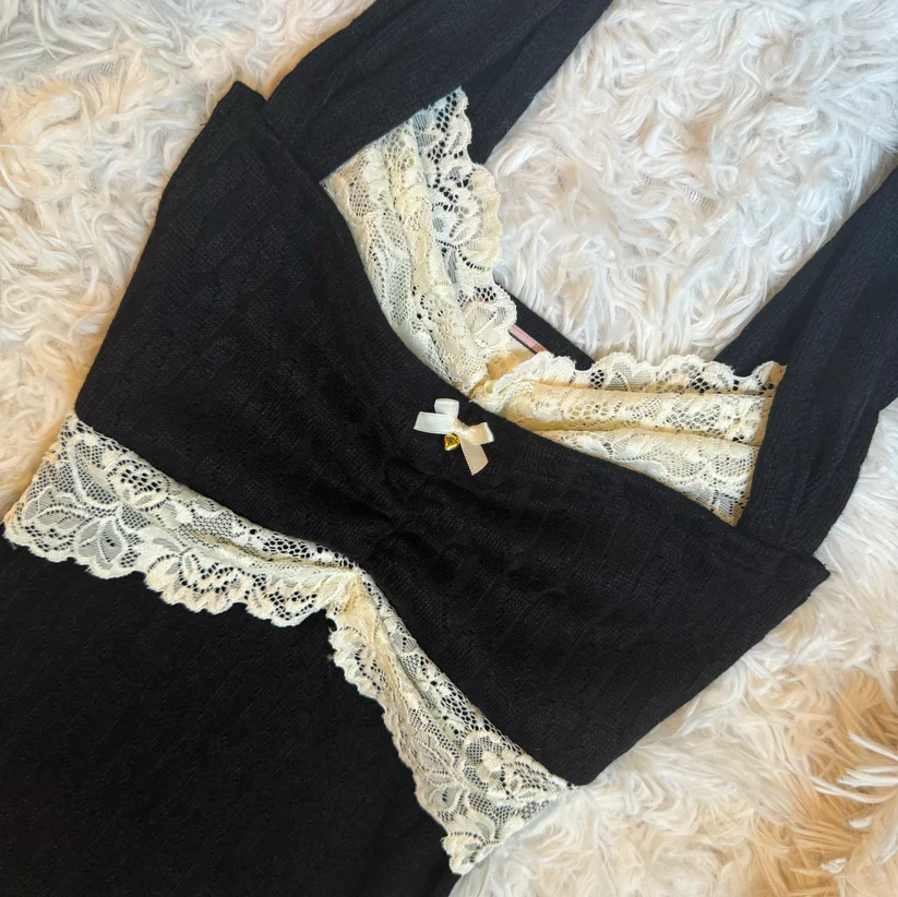 Charlotte Spring Top